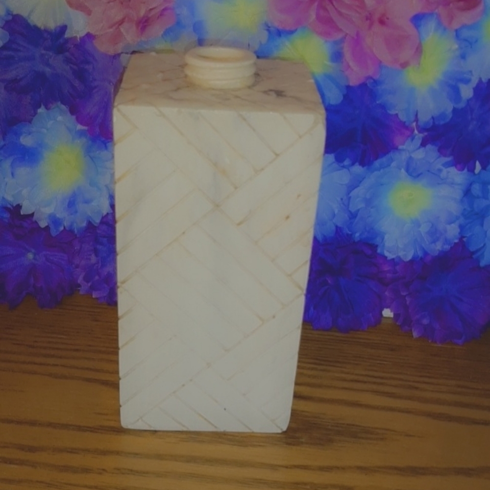Soap pump
